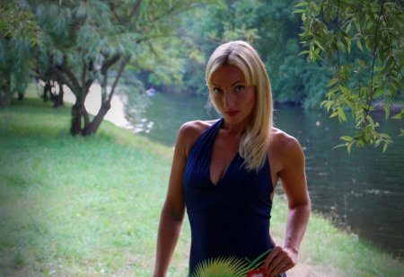 Девушку для серьезных отношений