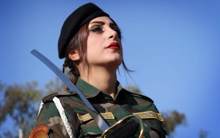Курдские женщины пешмерга