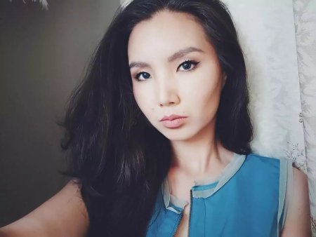 Монгольские девушки