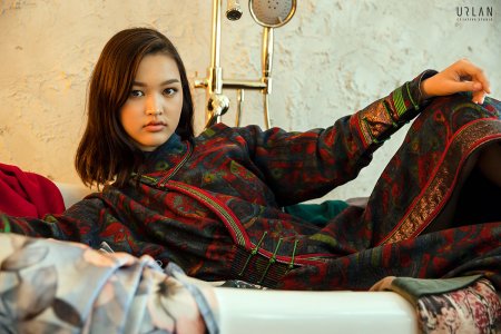 Даниэлла Ван монголка