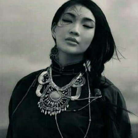 Саяна бурятка