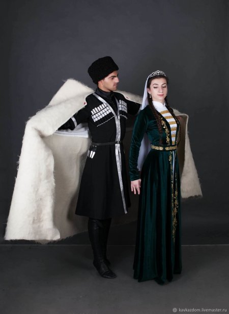 Национальный костюм карачаевцев