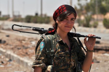 Курды Сирии YPJ