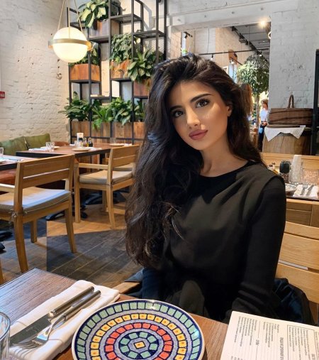 Нурлана азербайджанка