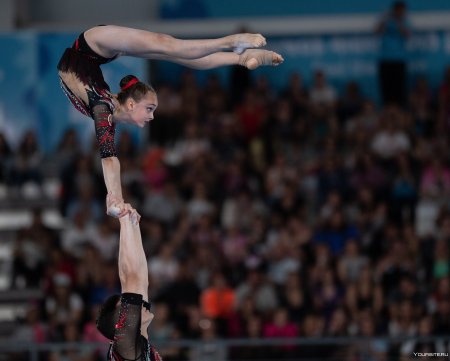 София Манукян акробатика