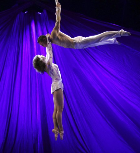 Мирон Ефремов воздушный гимнаст