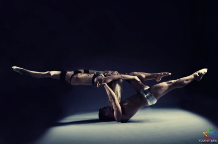 Партерная акробатика