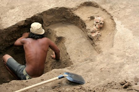 Археологи ведут раскопки