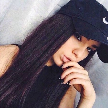 Красивые девушки с черными волосами