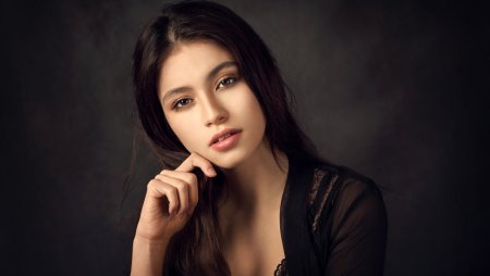 Азиатка портрет