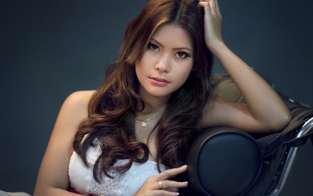 Девушки средней Азии