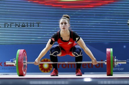 Тяжелая атлетика Ребека Коха