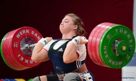Штангистка Надежда Лихачёва