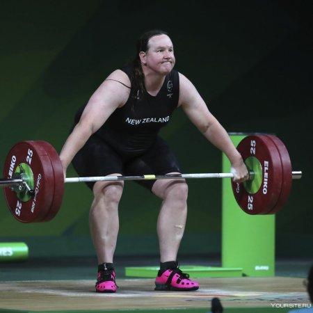 Трансгендер штангист из Австралии