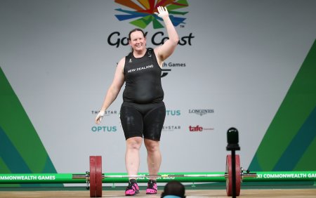 Штангистка из новой Зеландии Лорел Хаббард