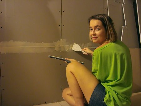 Штукатур маляр девушка