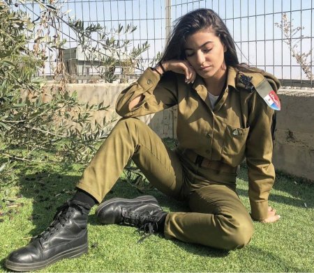 ЦАХАЛА Шарлин