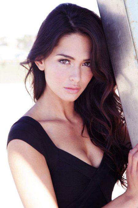 Антуанетта Никпрелаж