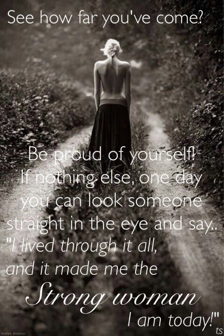 Девушка спиной уходит