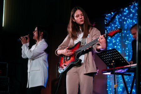 Дженнифер Данн