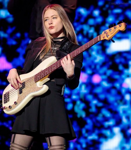 Николь Роу Panic at the Disco