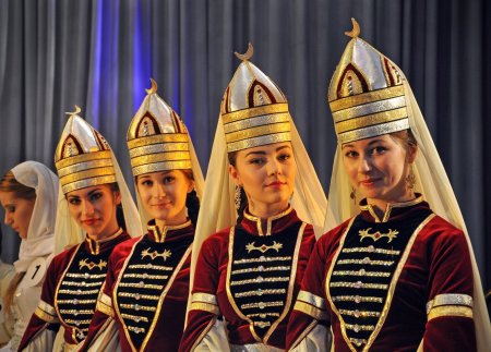 Национальный костюм адыгейцев