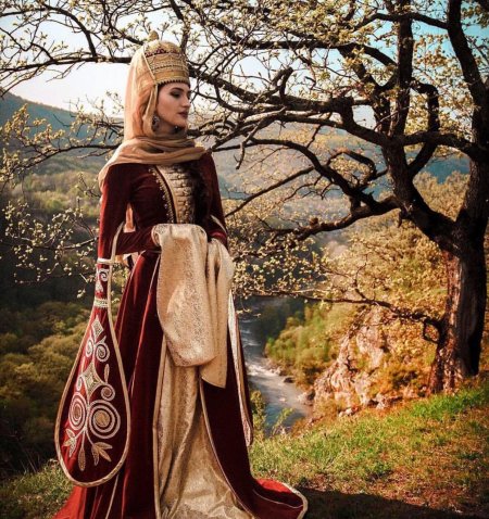 Адыгэ черкешенки