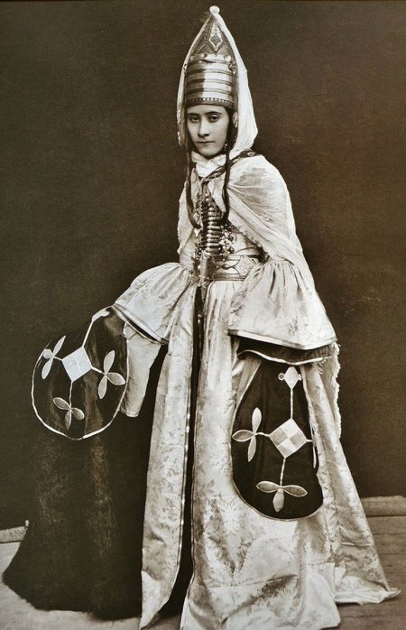 Национальный костюм кабардинцев Черкесов