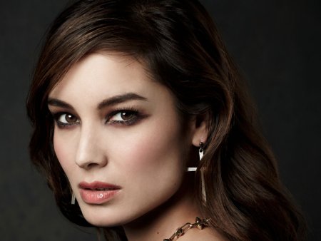 Актриса Беренис Марло