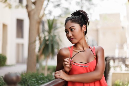 Шанель иман