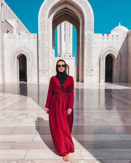 Абу Даби женщины