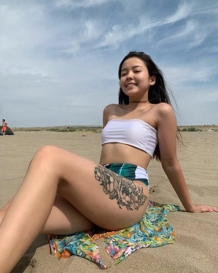 Онлифанс Камила Тенликова