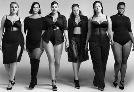 Модель плюс сайз макси Грин