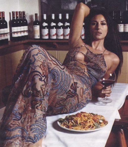 Моника Беллуччи