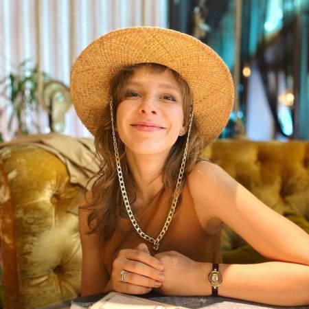 Лиза Арзамасова