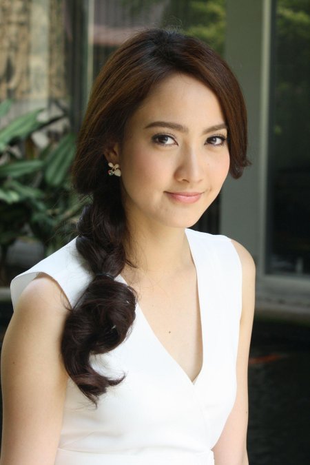 Кхун Мэй актриса