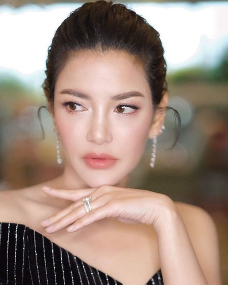 Актрисы Тайланда лакорнов