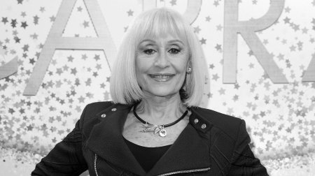 Певица Раффаэлла карра