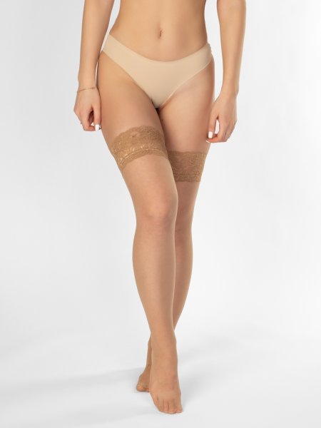 Бежевые чулки