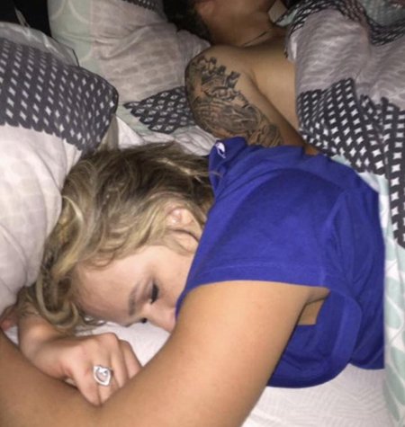 Спящая жена