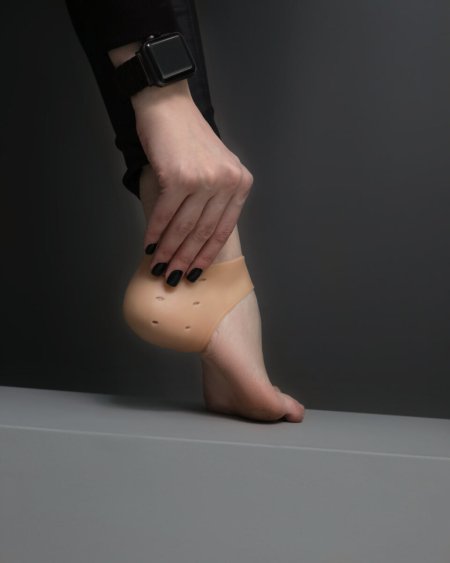 Задник для обуви от мозолей