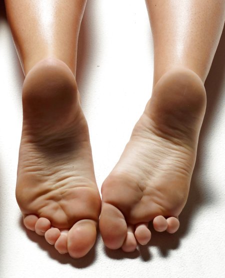 Женские пяточки