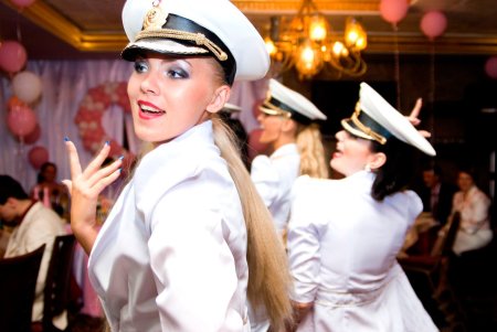 Девушка матрос