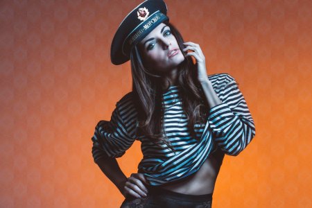 Знаменитости в тельняшках