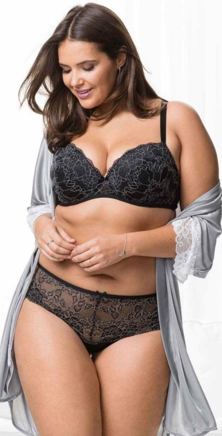 Женское белье для полных