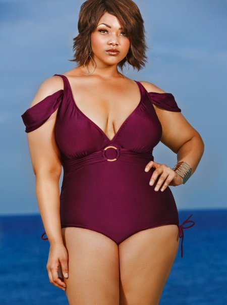 Красивые купальники для полных женщин