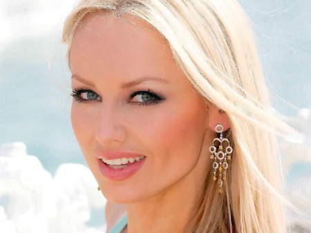 Адриана Скленарикова