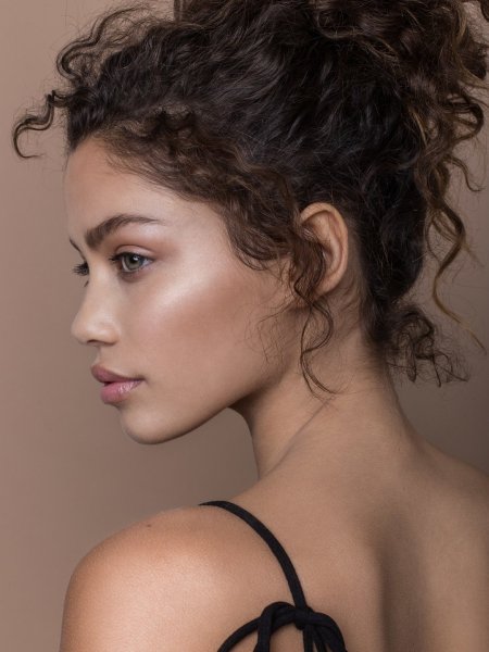 София Моше кудри