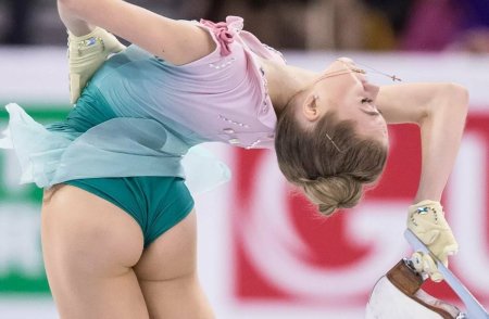 Елена Радионова попа