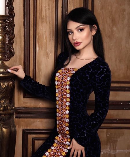 Сельби Таганова туркменка